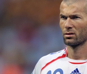 狼队鏖战埃弗顿，黄喜灿关键破门，若泽-萨神扑力保胜局