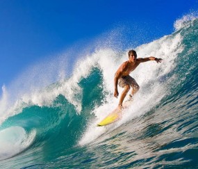 拉什福德里程碑之夜，三狮军团18球建功，传奇纪录超贝克汉姆